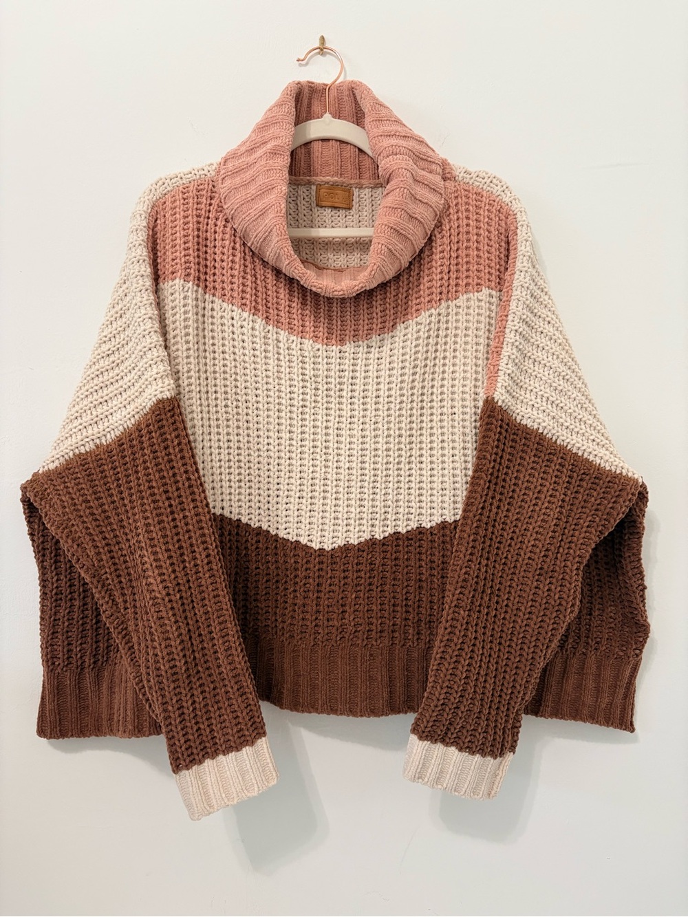 POL High Up in the Sky Knit Oversized Sweater Sz L Colorblock EUC - Picture 4 of 12